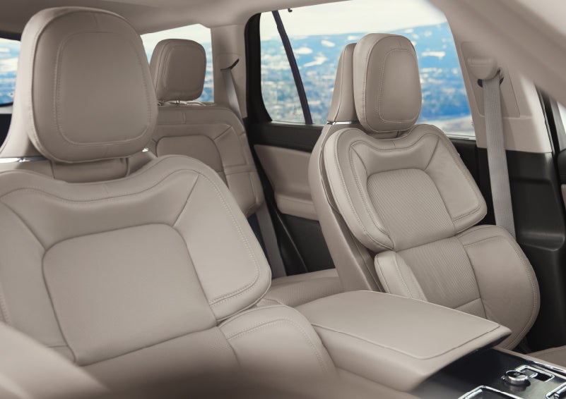 The interior of a 2024 Lincoln Aviator® SUV in the Sandstone interior color | Buss Lincoln in McHenry IL
